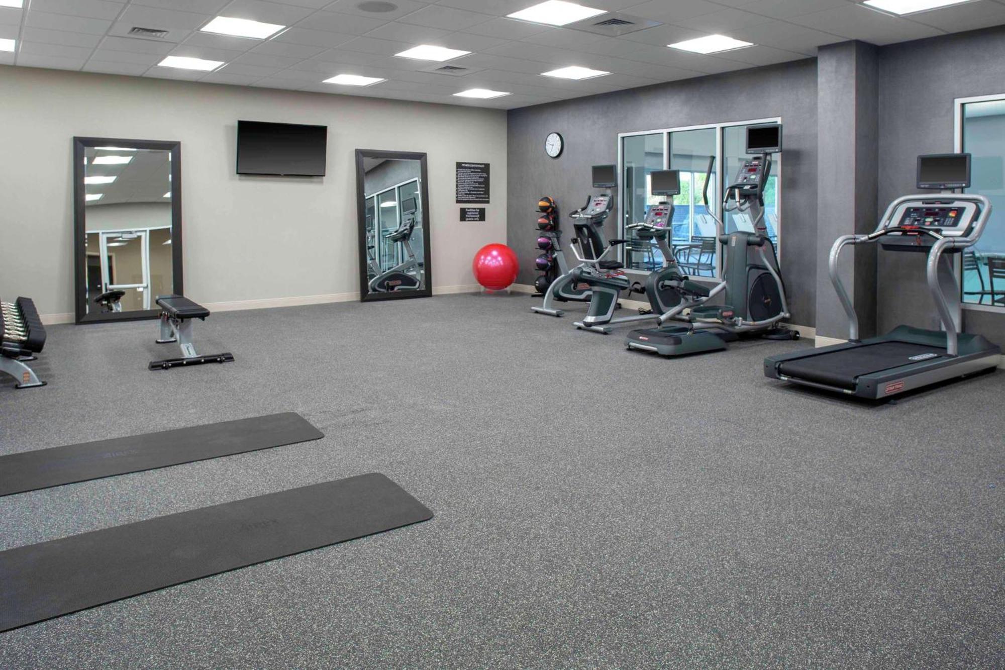Homewood Suites By Hilton Lansing Eastwood מראה חיצוני תמונה